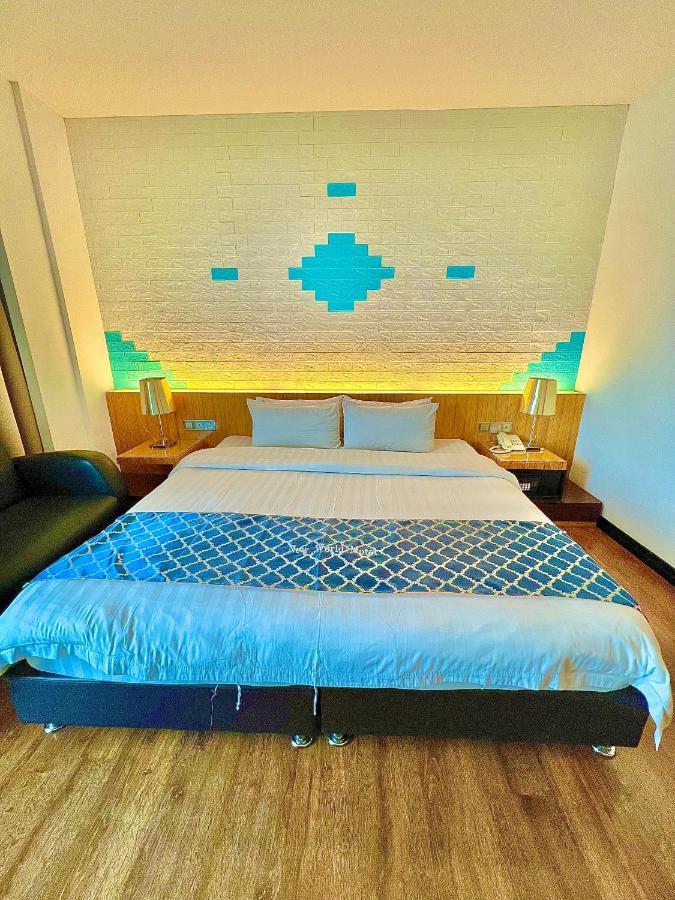 New World Express Motel بينتولو المظهر الخارجي الصورة
