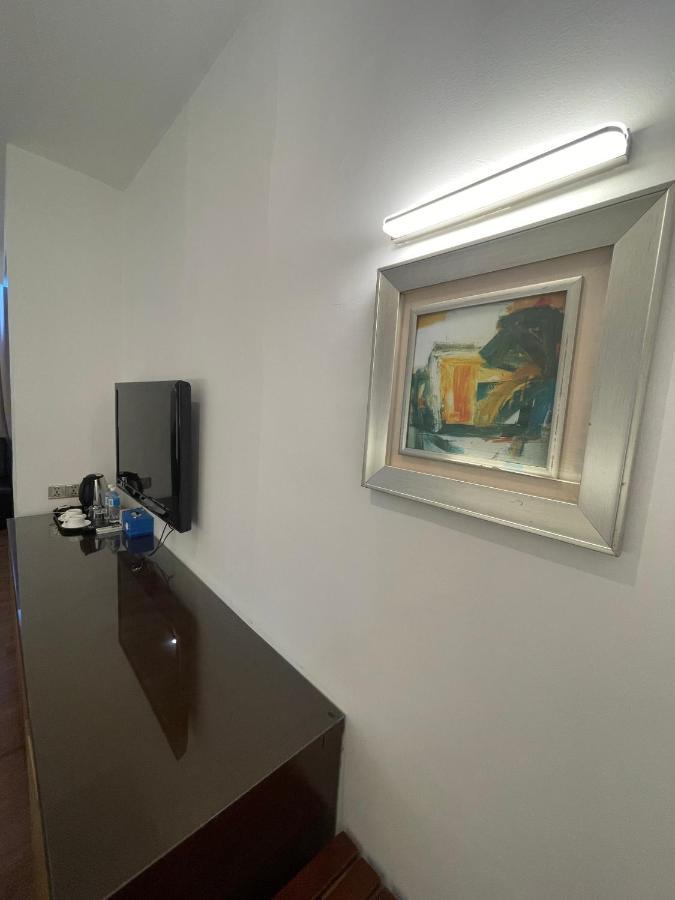 New World Express Motel بينتولو المظهر الخارجي الصورة